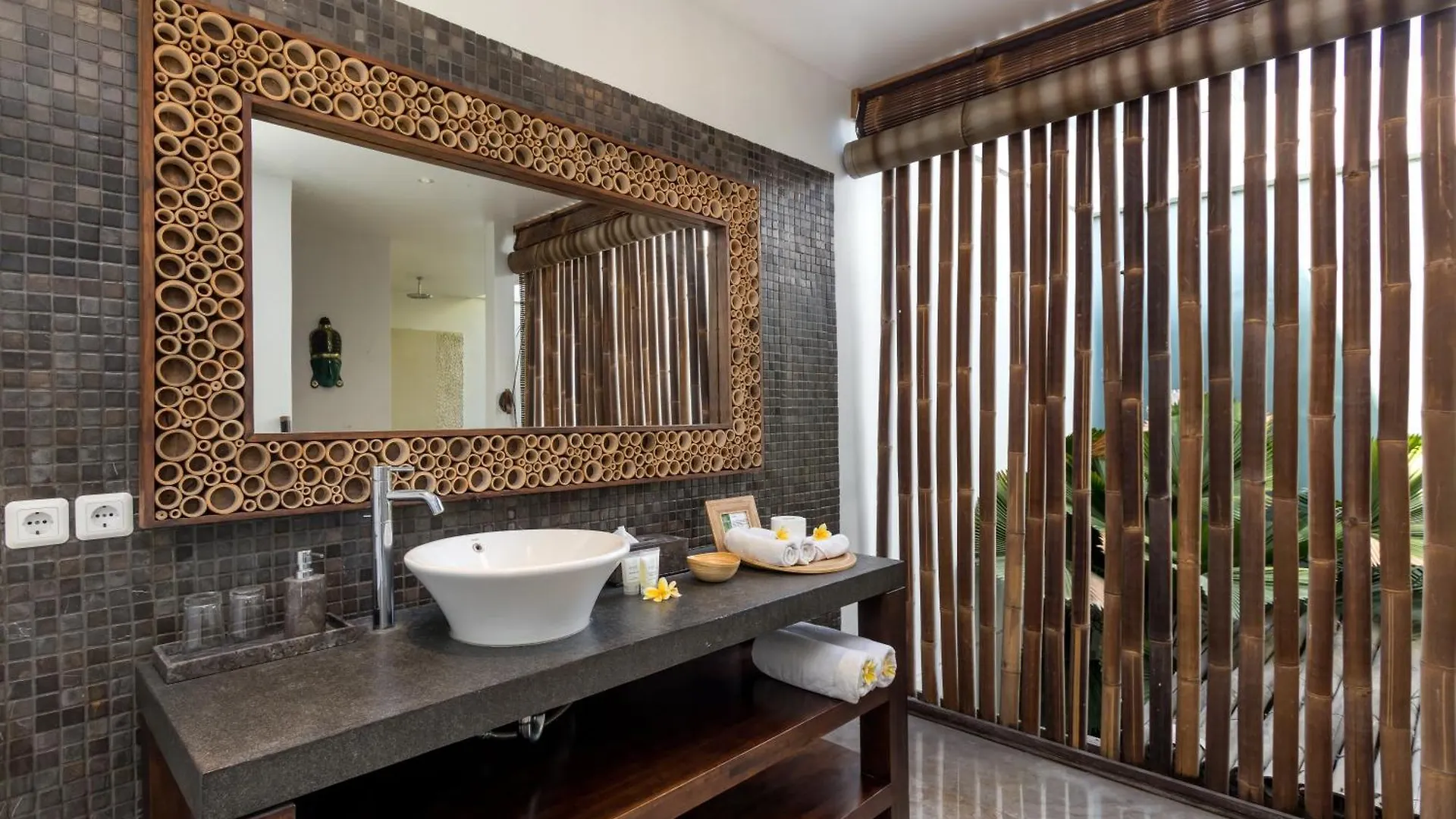 Villa Anjali Green By Villa Finder Seminyak